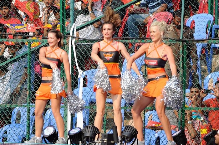 ipl-cheerleaders-how-much-do-they-earn-per-match-srh-ipl-cheer-girls.JPG
